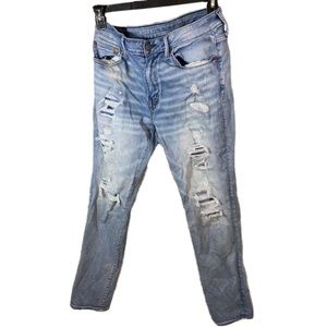 American Eagle 1977 Distressed Light Wash Jeans - Slim 33W x 30L